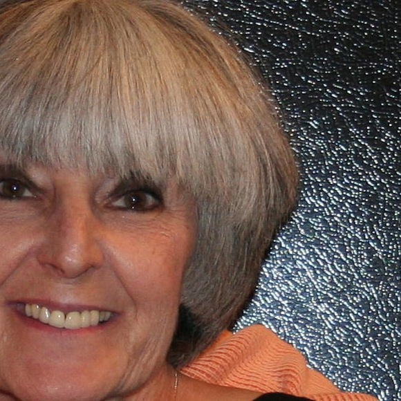 Meet your Posher, Karen - Picture 1 of 1